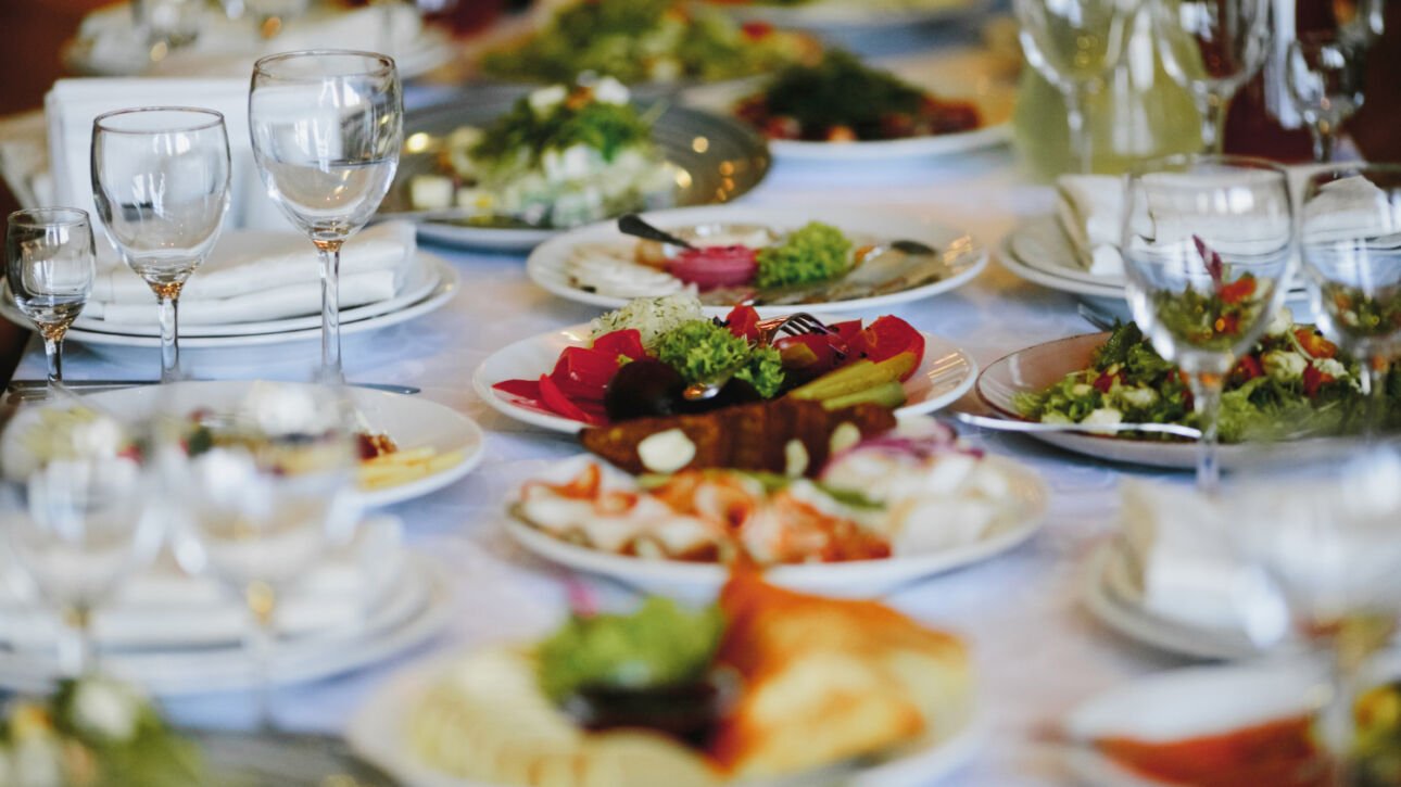 Business Dining and Entertaining Etiquette