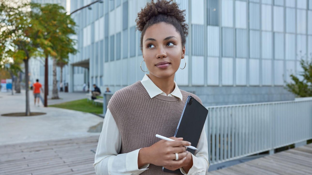 The Confidence Secret Every Teen Needs Before Entering the Real World