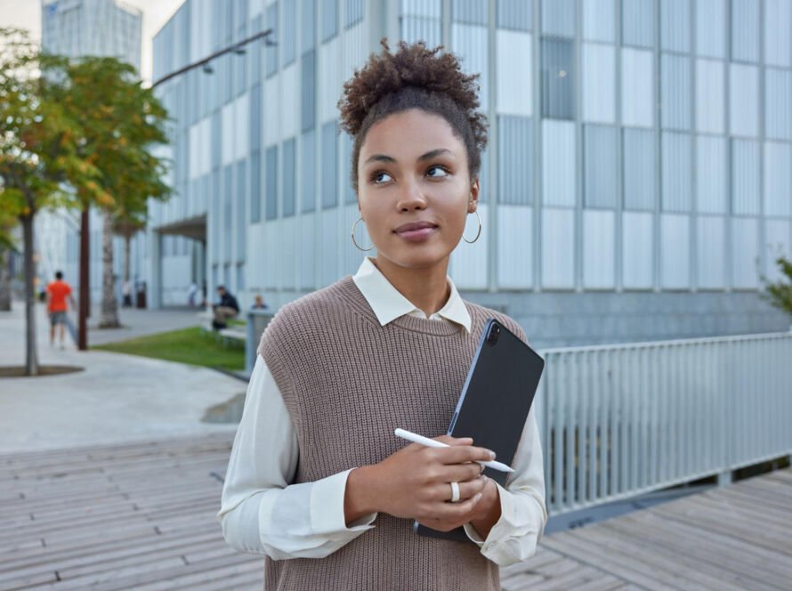 The Confidence Secret Every Teen Needs Before Entering the Real World